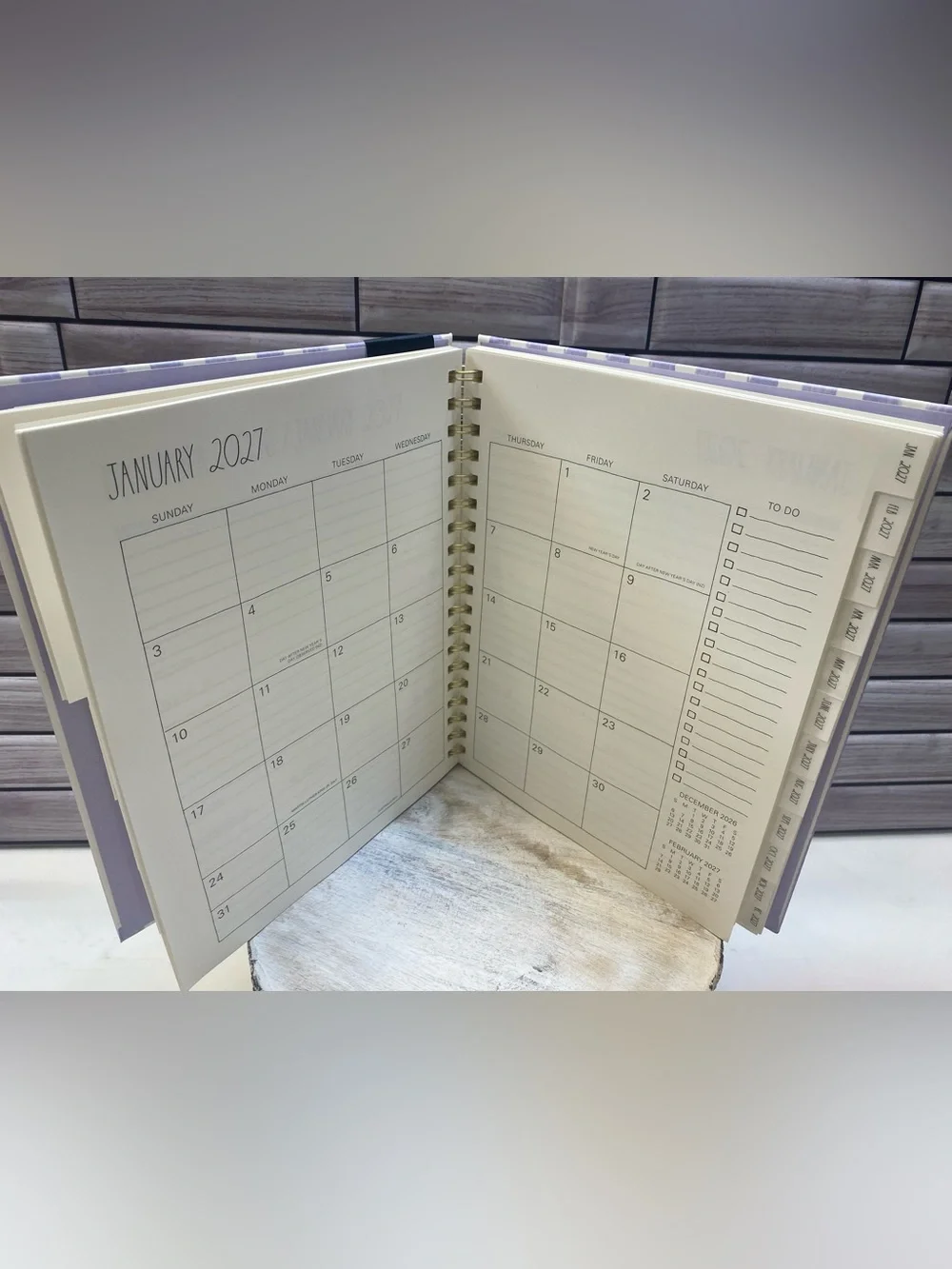 Rae Dunn❤️   “2027.” L size 17-month Planner Lemon tree wreath NEW